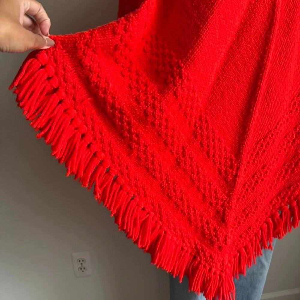 Vintage Vibrant Orange Fringe Poncho Handknit Crochet - Picture 5 of 6